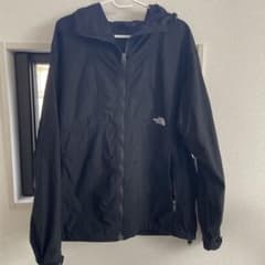 美品　THE NORTH FACE ブラック マウンテンパーカー Lのサムネイル