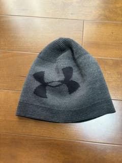 Under Armour グレー ビーニーのサムネイル