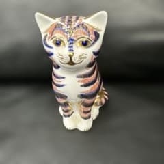 オ*ス様 陶器製 猫の置物 ストライプ模様 - メルカリ