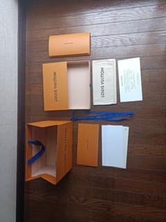 ルイビトン入れ物のサムネイル
