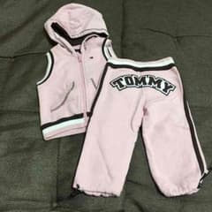 最終値下げ！TOMMＹHILFIGERサイズは90です！のサムネイル