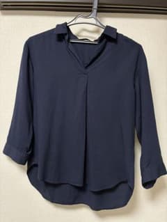 UNIQLO ネイビー スキッパーシャツ 七分袖のサムネイル