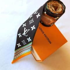 ルイヴィトン LOUIS VUITTON バンドー トリビュート 箱付き 545 ルイヴィトン LOUIS VUITTON バンドー トリビュート 箱付き 545 - メルカリ