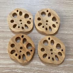 メッシ様専用   美品 木製 蓮根 箸置き 4個セットのサムネイル