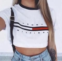 トミーヒルフィガー tommy Tシャツ へそ出しのサムネイル