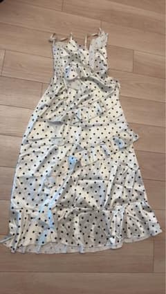 ドット柄 キャミワンピース フリルデザインのサムネイル