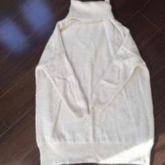 たけ様専用。アルパカ混！オフタートルニットチュニックのサムネイル