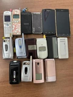 C】✧ガラケー・スマホ おまとめ 16台まとめ ジャンク✧ - メルカリ