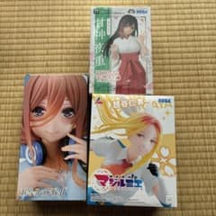 人気アニメフィギュア 3種新品　五等分の花嫁他のサムネイル