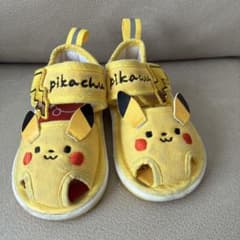 Price reduced: Monpoke baby sandals　Pikachu 13 cm with whistle