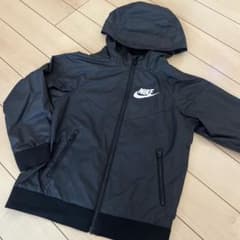 NIKE ウィンドブレーカー ブラック フード付き XS 135 - メルカリ