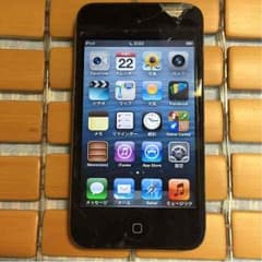 iPod touch4世代16GB （ケース付き）のサムネイル