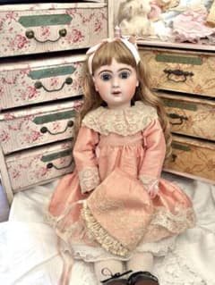 アンティーク　ビスクドール　ジュモー　ピンク アンティーク ビスクドール ジュモー ピンク - メルカリ