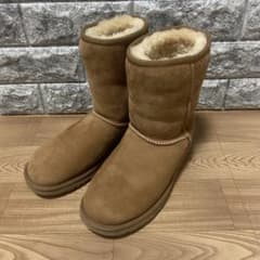 UGG アグ クラシック ショート ムートンブーツ 5825 - メルカリ