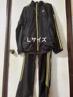 adidas ジャージ上下セット ブラック 3本ライン ロゴ チャーム ジッパー adidas ジャージ上下セット ブラック 3本ライン ロゴ チャーム