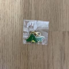 たべっ子どうぶつ　メタルチャームのサムネイル