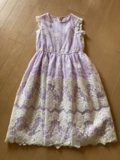 ドレスのサムネイル