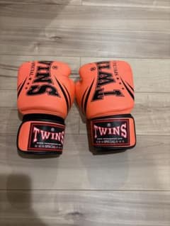 TWINS ボクシンググローブ 8 oz オレンジ - メルカリ