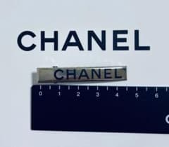 CHANEL ノベルティ ヘアクリップ シルバー - メルカリ