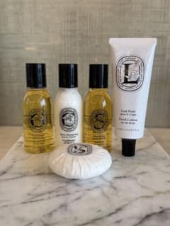 diptyque アメニティセット シャンプー ボディローション他5点セット