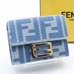 未使用級】FENDI バゲット マイクロ 三つ折り財布 ブルー - メルカリ