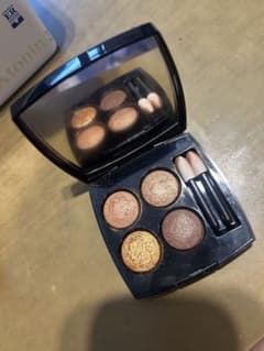 LES 4 OMBRES 937 アイシャドウパレットのサムネイル
