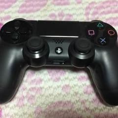 PS4 純正コントローラーのサムネイル