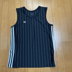 adidas ストライプ タンクトップ Lサイズのサムネイル