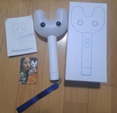 NewJeans OFFICIAL LIGHT STICK ペンライトのサムネイル