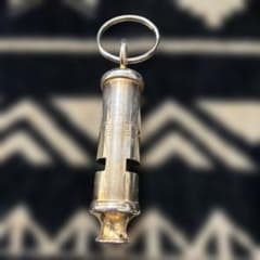【Vivienne Westwood】　ホイッスルのサムネイル