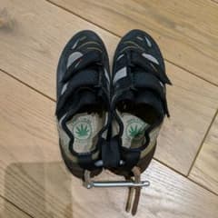 マッドロック　ボルダリングシューズ　25.5cmのサムネイル