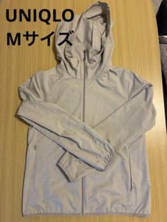 UNIQLO UVカットパーカ グレー Mサイズのサムネイル