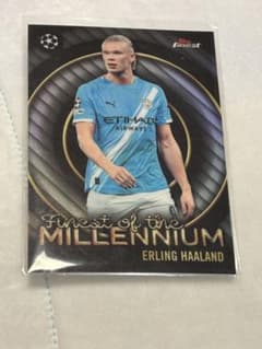 Topps Finest アーリング・ハーランド カード