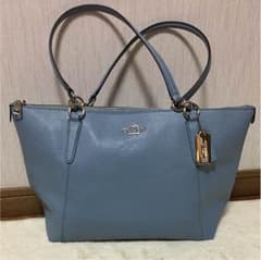 COACHカバンのサムネイル
