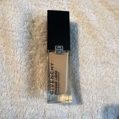 週末セール中 GIVENCHY ジバンシィ ファンデーション 1.5Nのサムネイル