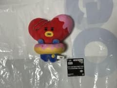 新品未使用 TATA BT21 カバンに付けられるぬいぐるみvol.2①