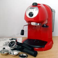 美品 デロンギ エスプレッソ・カプチーノメーカー EC200N-R ラテアート