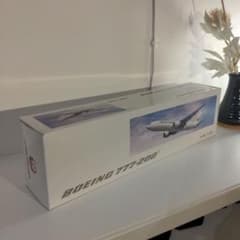 Boeing 777-200 日本航空 JAL 付属品全てあり模型 1:200 Boeing 777-200 日本航空 JAL 付属品全てあり模型 1:200 - メルカリ