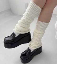 厚底ローファー ブラック エナメル調のサムネイル