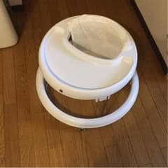 歩行器のサムネイル