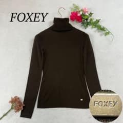 K664 美品 M フォクシー ロゴプレート 長袖 ニット ブラウン レディース K664 美品 M フォクシー ロゴプレート 長袖 ニット ブラウン