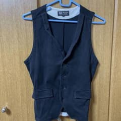 BEAMS HEART 黒 ベスト Mサイズのサムネイル