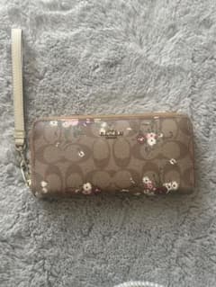 COACH 花柄 長財布のサムネイル