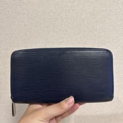 LOUIS VUITTON エピ ジッピーウォレット ネイビー　長財布のサムネイル