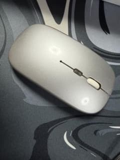 ワイヤレスマウス シルバー 本体のサムネイル
