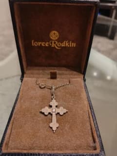 ローリーロドキン Loree Rodkin クロス ネックレス ジルコニア - メルカリ