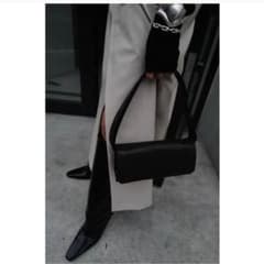 ETORE TOKYO】ディアスキンボディバッグ - メルカリ