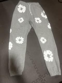 DENIM TEARS スウェットパンツ グレー サイズSのサムネイル