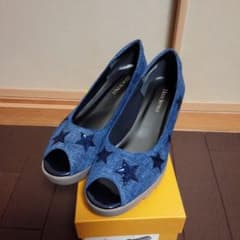 ヒルズアベニューオープントゥパンプスですのサムネイル