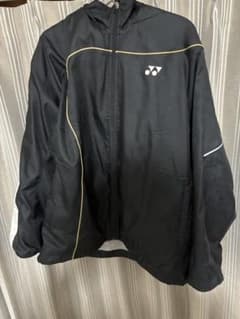 YONEX ブラックジャケットとパンツセットのサムネイル